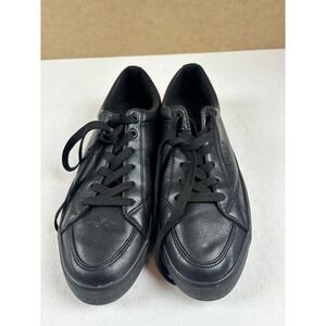 Guess Mens GMMALOW2-C Black Faux Leather Low Top Sneakers Neon Green Heel 10.5